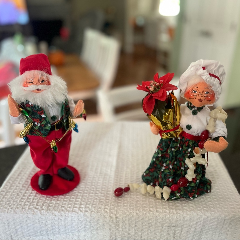 Annalee Santa & Mrs pair